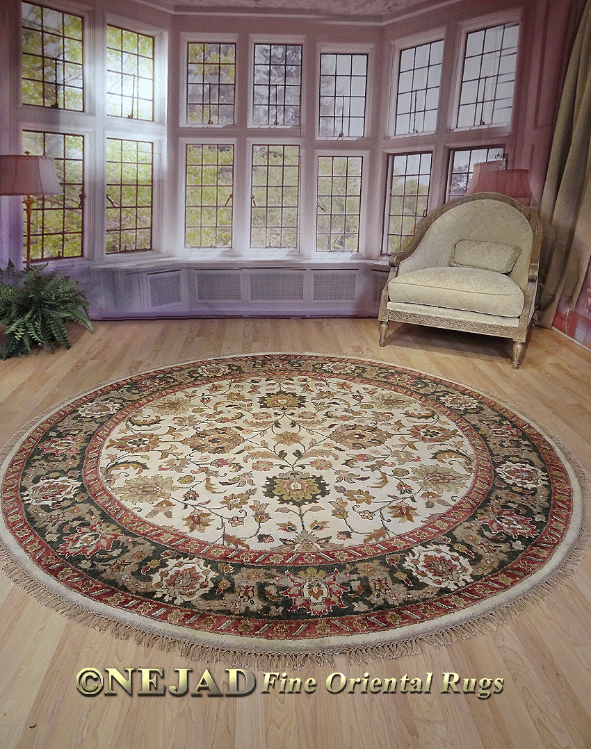 8' Round Tabriz Rug in Room Setting