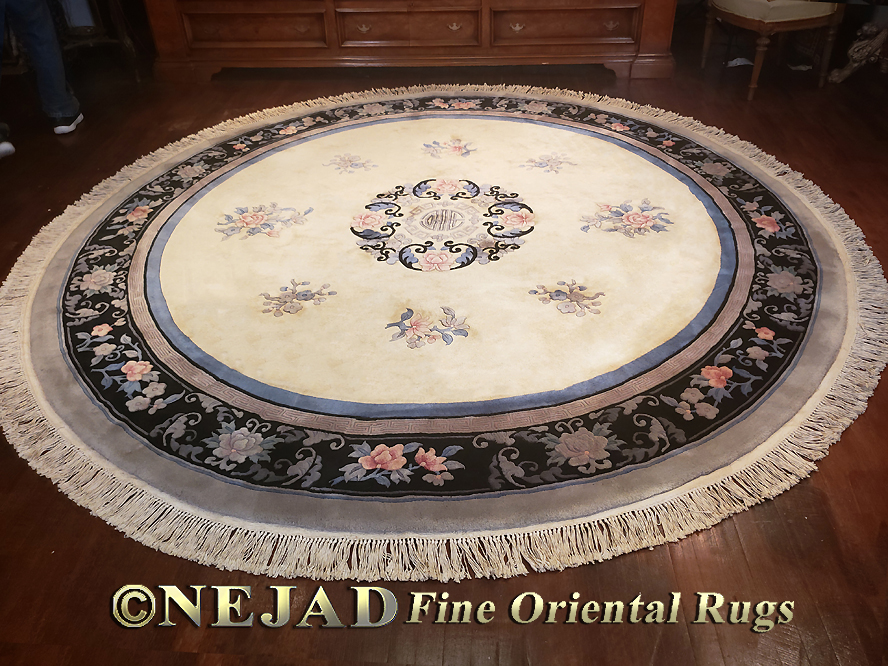 Nejad Ming Rug in Room Setting