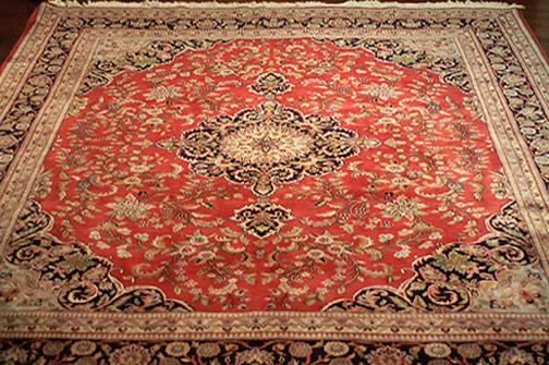 Kashan 8' � 10' Persian Hand-Knotted Rug
 * * * Click For Larger Version * * * 